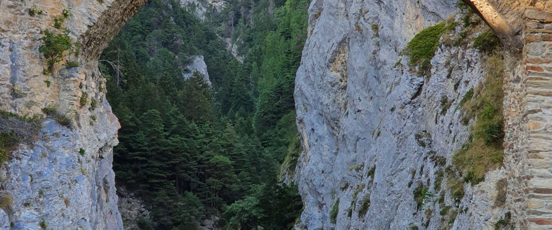 Carasc Tibetan Bridge