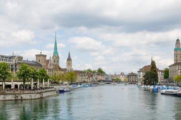 Zürich Switzerland-Citiview-from-Quai-Bridge-01